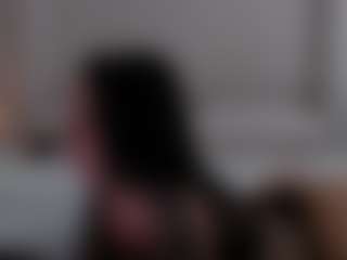 Iamjuliabond's Live Sex Cam Show