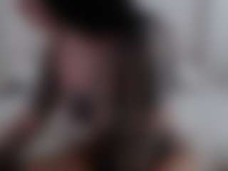 Iamjuliabond's Live Sex Cam Show