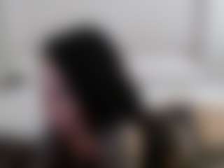 Live cam show with Iamjuliabond - Brown Hair on Porn Luv