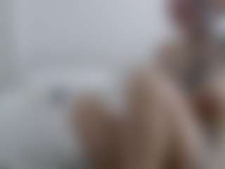 Iamjuliabond's Live Sex Cam Show