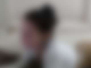 Iamjuliabond's Live Sex Cam Show