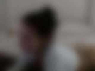 Iamjuliabond's Live Sex Cam Show