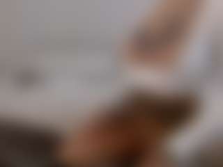 Iamjuliabond's Live Sex Cam Show