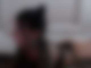 Iamjuliabond's Live Sex Cam Show