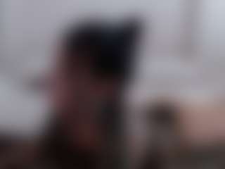 Iamjuliabond's Live Sex Cam Show