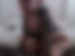 Iamjuliabond's Live Sex Cam Show