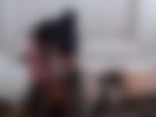 Iamjuliabond's Live Sex Cam Show