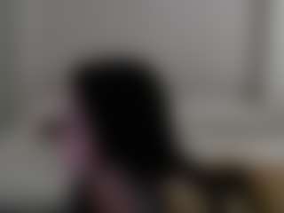 Live cam show with Iamjuliabond - Lush Curvy on crypto-cams