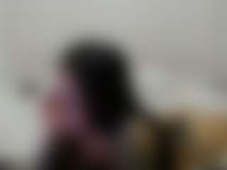 Iamjuliabond's Live Sex Cam Show
