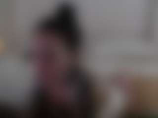 Iamjuliabond's Live Sex Cam Show