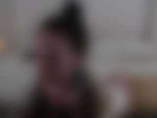 Iamjuliabond's Live Sex Cam Show