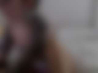 Iamjuliabond's Live Sex Cam Show