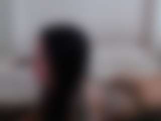 Iamjuliabond's Live Sex Cam Show
