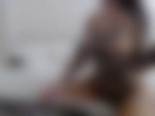 Iamjuliabond's Live Sex Cam Show