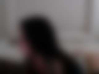 Iamjuliabond's Live Sex Cam Show