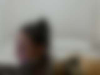 Iamjuliabond's Live Sex Cam Show