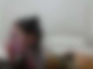 Iamjuliabond's Live Sex Cam Show