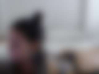 Iamjuliabond's Live Sex Cam Show