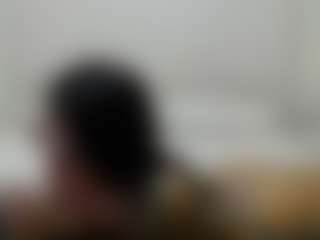 Iamjuliabond's Live Sex Cam Show