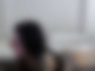 Iamjuliabond's Live Sex Cam Show