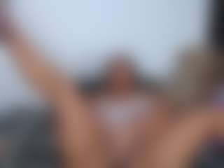 Live cam show with annacaribean - Fuck Machine on CSO-WL