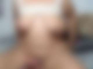 Live cam show with annacaribean - Public Toys on Gym Cam Girls