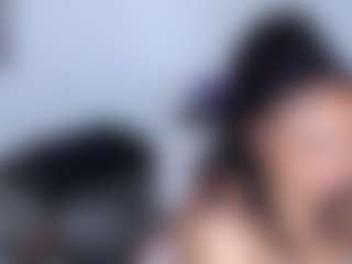 Live cam show with annacaribean - Spank on Latina Girls