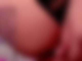 ginnabolton's Live Sex Cam Show
