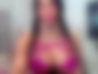 ginnabolton's Live Sex Cam Show