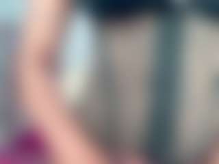 Live cam show with ginnabolton - Ebony Toys on Cam Slut