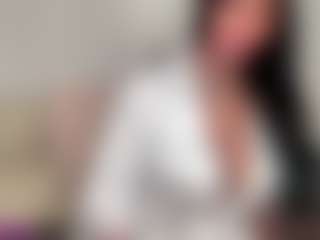 Live cam show with ginnabolton - Drinking on Camsoda