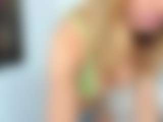 Live cam show with LuvC - Mouth on Camsoda