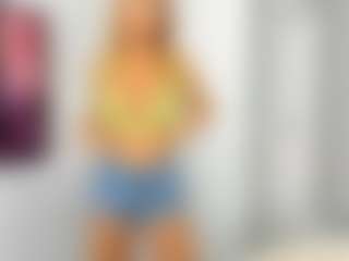 Live cam show with LuvC - Petite on SpunkLive