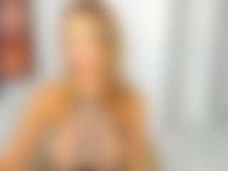 Live cam show with LuvC - Pornstar Bedroom on Dolls Live