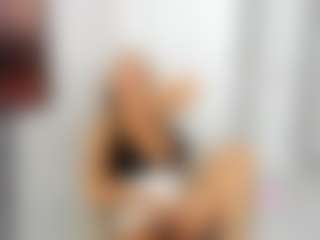 Live cam show with LuvC - Fingers on CSO-WL