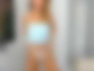 Live cam show with LuvC - Strip on Camsoda