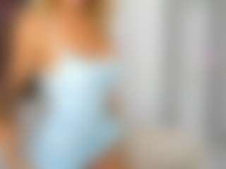 Live cam show with LuvC - Shaved Pussy on Fling VIP Chat