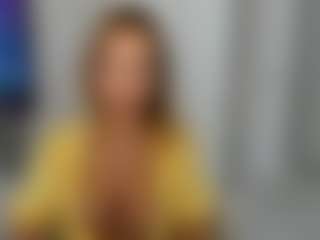 Live cam show with LuvC - Skinny on Camsoda
