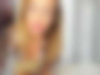 Live cam show with LuvC - Natural on Milfs Live
