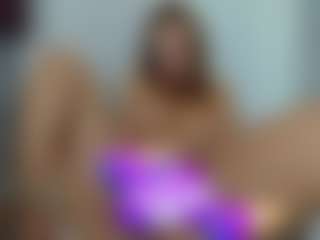 Live cam show with LuvC - Skinny on CamwithHer