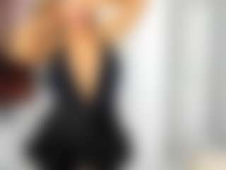 Live cam show with LuvC - Flashing on luckytryst.com