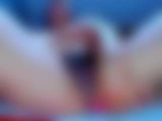 NoielyaShot's Live Sex Cam Show
