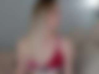 Live cam show with Brie Hunter - Lovense on Fling VIP Chat
