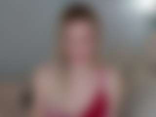 Live cam show with Brie Hunter - Big Ass on anonymated.com