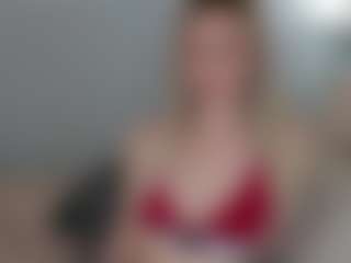 Live cam show with Brie Hunter - Solo on Camsoda
