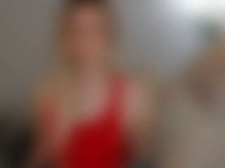 Live cam show with Brie Hunter - Blonde Hair on Dolls Live