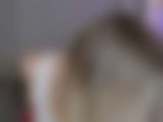 Live cam show with Brie Hunter - Blowjob on Fling VIP Chat
