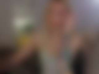 Brie Hunter's Live Sex Cam Show