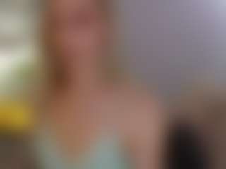 Brie Hunter's Live Sex Cam Show