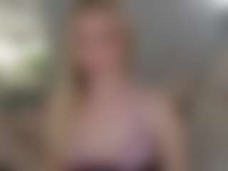 Brie Hunter's Live Sex Cam Show